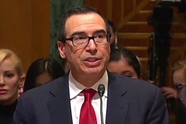 ▲ 미국 정부가 북한의 핵·탄도미사일 개발을 지원한 것으로 알려진 러시아와 중국 등의 개인과 기관에 대해 추가 독자제재를 실시했다. 사진은 스티브 므누신 美재무부 장관.ⓒ英'가디언' 보도영상 화면캡쳐