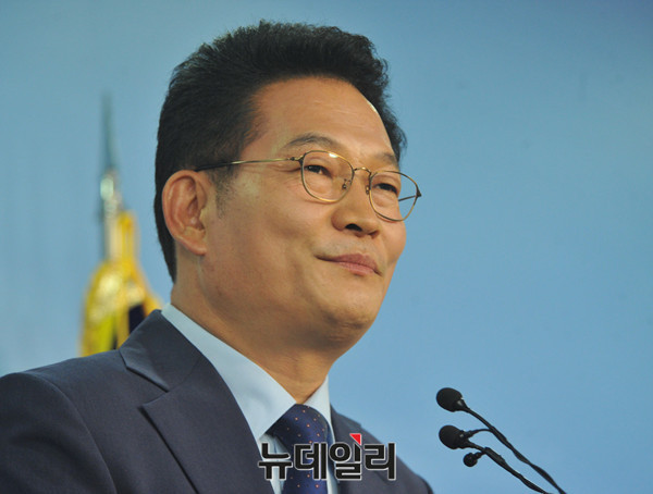 ▲ 더불어민주당 송영길 의원. 그는 25일 문재인 대통령으로부터 북방경제협력위원회 위원장에 위촉됐다. ⓒ뉴데일리 이종현 기자