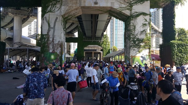 ▲ 26일 재개장한 뚝섬 나눔장터. ⓒ뉴데일리