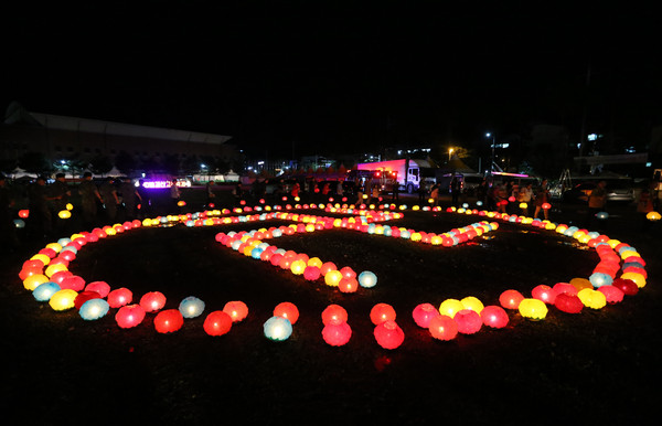 ▲ 지난해 동진천 유등축제 장면.ⓒ괴산군