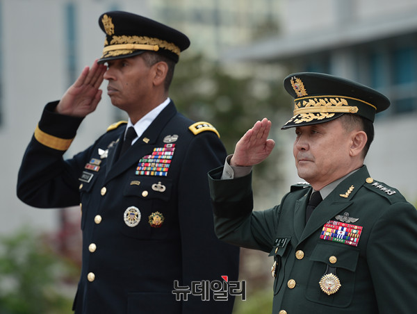 ▲ 주한미군은 지난 8월 31일 빈센트 브룩스 주한미군 사령관 명의의 성명을 통해 "북한, 중국, 한국 등의 주장에 따라 UFG훈련 동안 미군 전략자산을 전개하지 않았지만 북한은 변하지 않았다"고 지적했다. ⓒ뉴데일리 DB