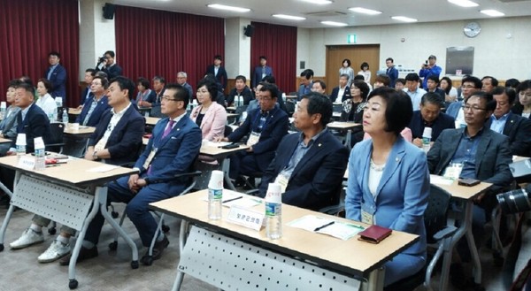 ▲ 괴산군의회가 7일 동남4군 의회 합동연찬회를 열었다.ⓒ괴산군