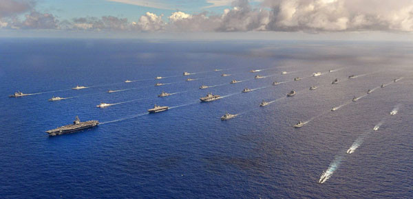 2014년 림팩 훈련 당시 美해군 제3함대 모습. 이들이 한반도에 전개될지도 모른다고 '동아일보'가 12일 보도했다. ⓒ美제3함대 사령부 공개사진.