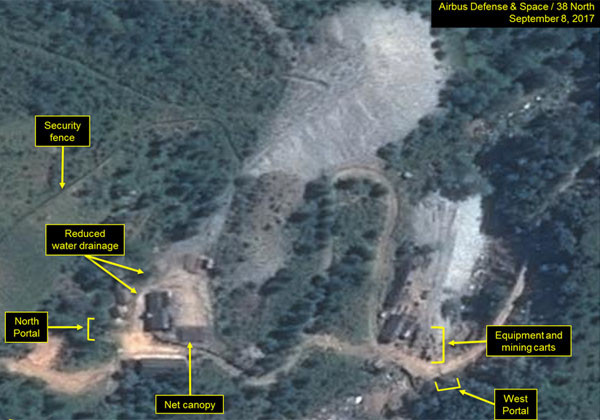 ▲ 지난 8일 상업용 위성으로 촬영한 풍계리 핵실험장 서쪽 갱도 일대. 수상한 움직임이 있다고 한다. ⓒ美38노스 분석보고서 화면캡쳐.