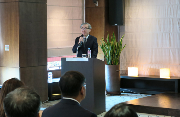 ▲ 18일 개최된 'CEO 현안 설명회'에서 유창근 현대상선 사장이 경영 현황을 설명하고 있다. ⓒ현대상선