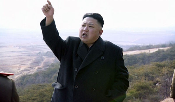 "저놈들이 분명히 돼지 잡는다고 해놓고, 세상에 나를 죽이려고…." 울컥한 표정의 김정은. ⓒ北선전매체 화면캡쳐.