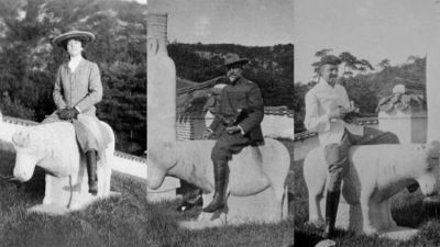 ▲ 명성황후의 홍릉을 방문, 석상에 올라탄 앨리스(왼쪽)와 미국남자들.