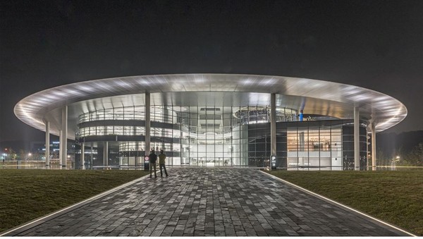 ▲ 대전시 올해의 건축상 금상을 수상한 ‘한국타이어 테크노돔’.ⓒ대전시