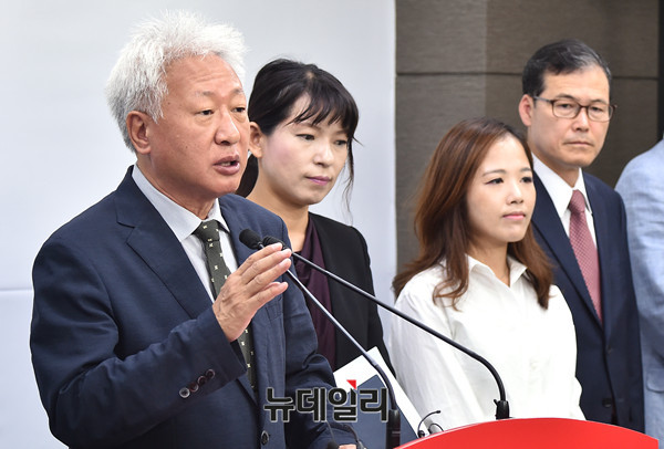 ▲ 자유한국당 혁신위원회는 27일 27일 여의도 공천안을 제시했다. ⓒ뉴데일리 이종현 기자