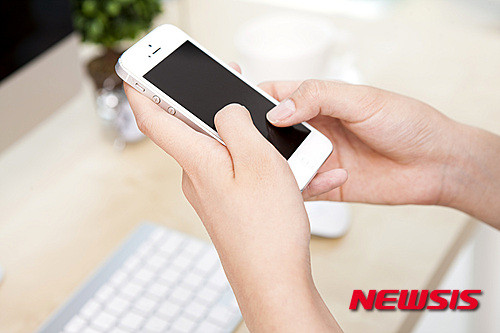 ▲ 스팸전화와 문자가 날이 갈수록 기승을 부리는 가운데, 방통위가 대책마련에 나섰다.ⓒ사진=뉴시스.