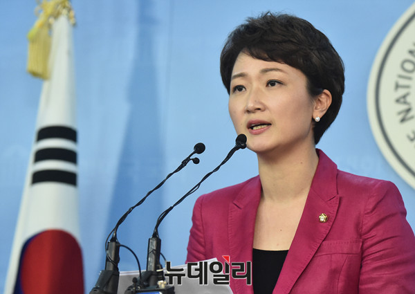 ▲ 국민의당 이언주 의원. 사진은 그가 8.27 전당대회에 출마선언을 할 당시 모습이다. ⓒ뉴데일리 이종현 기자