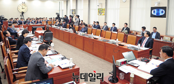 ▲ 지난해 10월 11일 국회 미래창조과학방송통신위원회가 한국방송공사에 대한 국정감사를 진행하는 모습.ⓒ뉴데일리 공준표 기자.