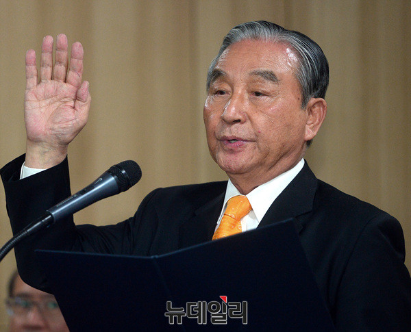 ▲ 12일 국회 교문위 국감에 증인으로 출석한 김문기 상지대 총장.ⓒ뉴데일리 공준표 기자.