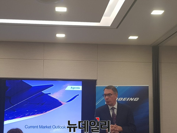 ▲ 랜디 틴세스 보잉상용기 마케팅 부사장.ⓒ뉴데일리