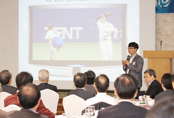 ▲ 박종하 창의력연구소 the brains 대표가 특강을 진행하고 있다.ⓒ대전상공회의소