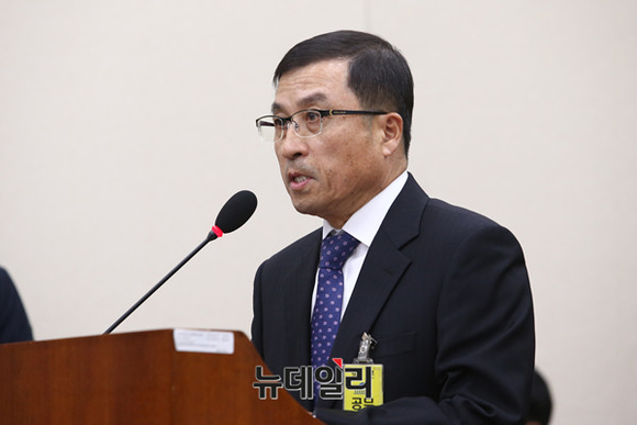 ▲ 여승동 현대차 사장이 국정감사에 증인으로 출석해 의원들의 질문에 답하고 있다.ⓒ이종현 기자