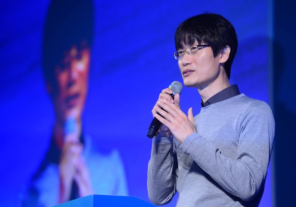 ▲ 이해진 네이버 전 의장이 개발자 컨퍼런스 DEVIEW 2016에서 인사말을 하고 있다. ⓒ뉴시스