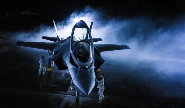 11월 초순 日오키나와 가데나 기지에 배치될, 美유타州 힐 기지의 F-35A 스텔스 전투기. ⓒ美공군 공개사진-성조지.