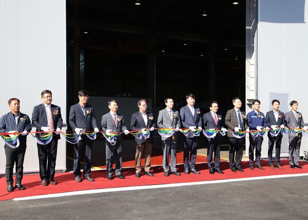 ▲ ㈜신한씨에스는 30일 충북 충주시 주덕농공단지에서 조길형 충주시장 등이 참석한 가운데 준공식을 가졌다. ⓒ충주시