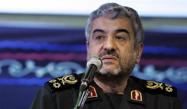 ▲ 알 자지라, 로이터 등 주요 외신들은 "이란에게는 사거리 2,000km 이상의 탄도미사일은 필요없다"는 모하마드 알리 자파리 이란 혁명수비대 사령관의 발언을 일제히 보도했다. ⓒ이란 국영 프레스TV의 자파리 사령관 보도화면 캡쳐.