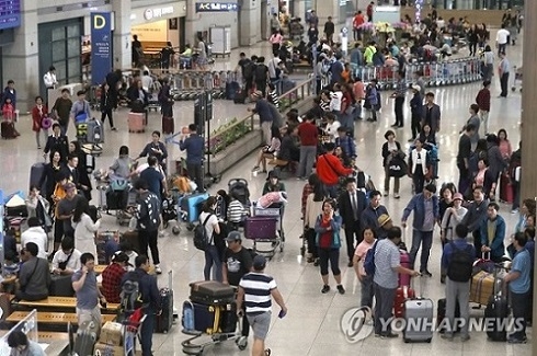 ▲ 북적이는 인천공항.ⓒ연합뉴스