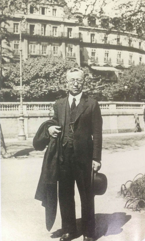 ▲ 1933년 제네바 국제연맹 회의에 독립운동하러 갔던 이승만. 이 모습에 프란체스카가 끌렸다고 한다.