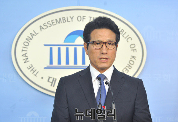 ▲ 정병국 바른정당 전 대표. ⓒ뉴데일리 이종현 기자