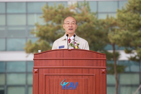 ▲ 김조원 한국항공우주산업 사장은 10일 미국 고등훈련기 교체사업(APT) 수주와 관련해 