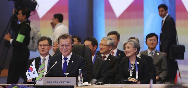 ▲ 문재인 대통령이 한-아세안 정상회담에 참석한 모습. ⓒ청와대 제공