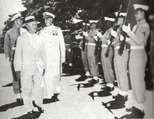 하와이 진주만의 미태평양사령부를 방문한 이대통령.