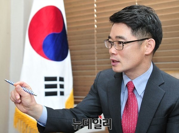 ▲ 바른정당 김이환 부대변인. ⓒ뉴데일리 이종현 기자