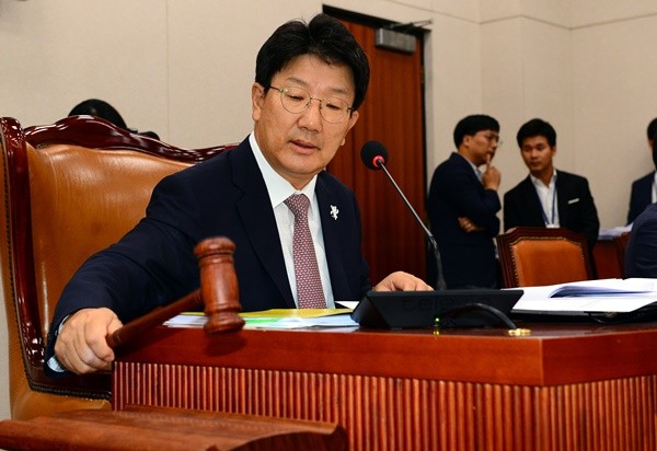 ▲ 국회 법제사법위원회 자유한국당 소속 권성동 위원장. ⓒ뉴시스