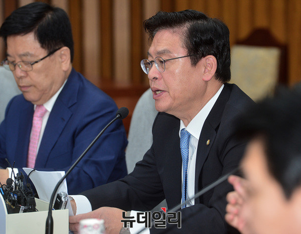 ▲ 자유한국당 정우택 원내대표. ⓒ뉴데일리 공준표 기자