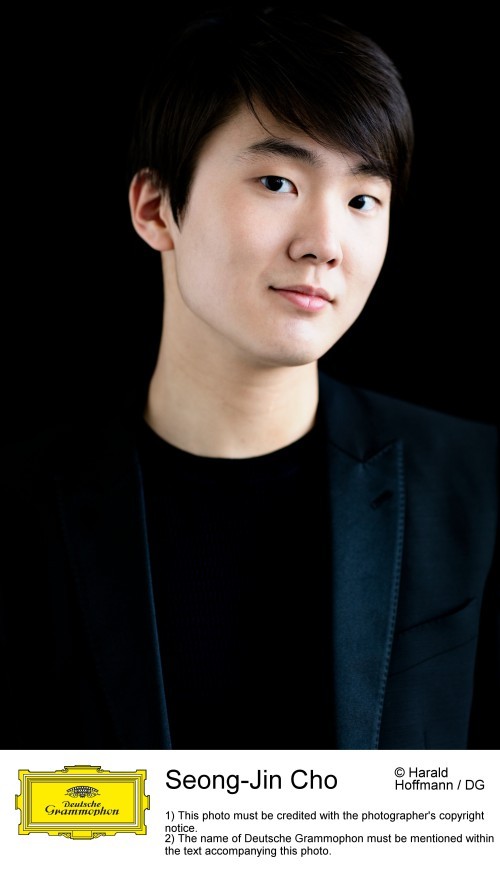 ▲ ⓒHarald Hoffmann_DG