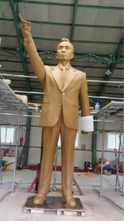 ▲ 청동으로 제작된 박정희 전 대통령 동상.ⓒ이승만트루먼박정희동상건립추진모임 제공.