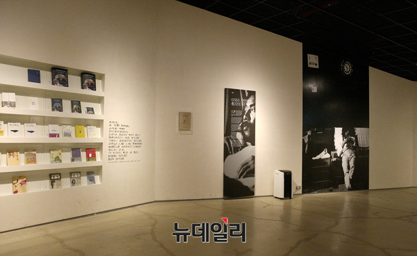 ▲ 화천감성마을 문제대책위원회가 이외수의 폭언 논란과 막말 행태를 비판하며 발표한 성명서. ⓒ뉴데일리 정상윤 사진기자