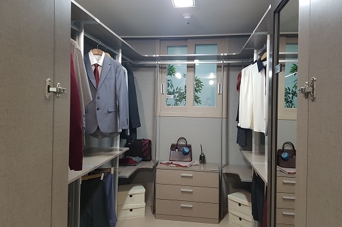 ▲ 모아미래도는 전용 84㎡, 105㎡ 안방 드레스룸에도 창을 설치해 통풍에 신경썼다. =이보배 기자