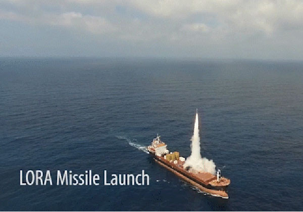 ▲ 컨테이너를 탄도미사일 캐니스터로 개조해 사용하는 것은 이미 검증이 됐다. 사진은 지난 6월 이스라엘이 '장사정 화력미사일(LORA)' 발사 시험을 한 장면. ⓒ호주 뉴스닷컴 관련보도 화면캡쳐.