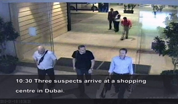 ▲ 2010년 1월 아랍에미리트연합(UAE) 두바이의 한 호텔에서 하마스 지도자가 암살 당했다. 이 사건은 이스라엘 정보기관 '모사드'의 소행으로 알려졌다. 사진은 당시 호텔 CCTV에 찍힌 모사드 요원 추정 인물들. ⓒ당시 두바이 경찰 공개영상 유튜브 캡쳐.