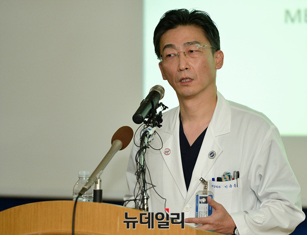 ▲ 이국종 아주대학교 중증외상센터 교수. ⓒ뉴데일리 공준표 기자