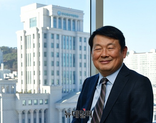 ▲ 김중렬 사이버한국외대 총장. ⓒ뉴데일리 정상윤 기자