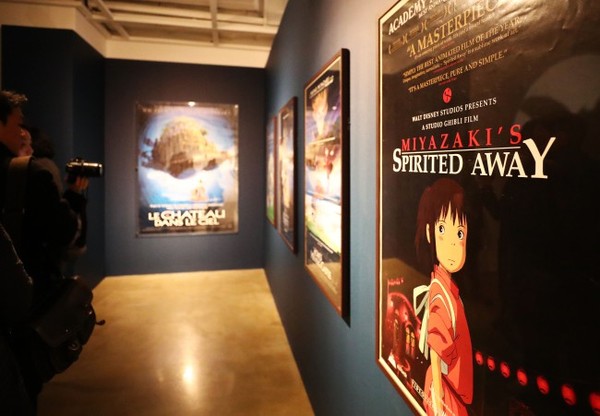 ▲ 세명의 젊은 여인들_캔버스에유채_1953