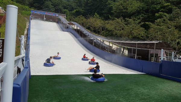 ▲ 좌구산휴양랜드 썰매장.ⓒ증평군