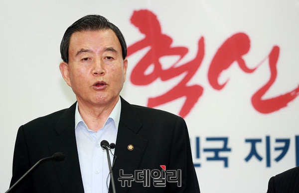 ▲ 자유한국당 홍문표 사무총장. ⓒ뉴데일리 이종현 기자