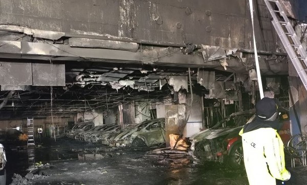 ▲ 충북 제천 D스포츠센터 화재 현장.ⓒ제천단양투데이 제공