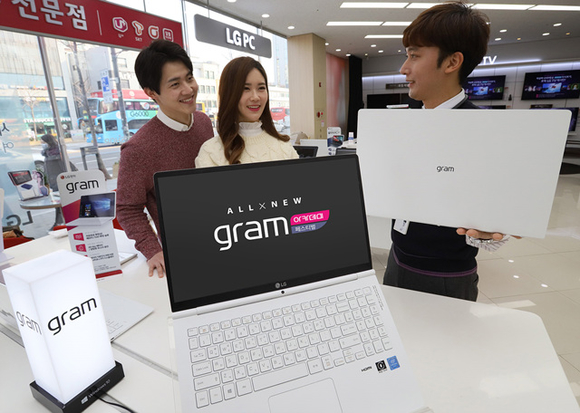 ▲ LG전자 초경량 노트북 LG 그램 2018년형이 7일 출시된다. ⓒLGE