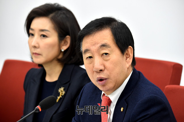 자유한국당 김성태 원내대표와 나경원 의원 (오른쪽부터). ⓒ뉴데일리 이종현 기자