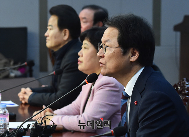 ▲ 국민의당 천정배 전 대표가 국민의당지키기운동본부 전체회의에서 발언하고 있다(자료사진). ⓒ뉴데일리 이종현 기자