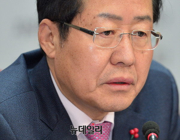 ▲ 자유한국당 홍준표 대표. ⓒ뉴데일리 공준표 기자