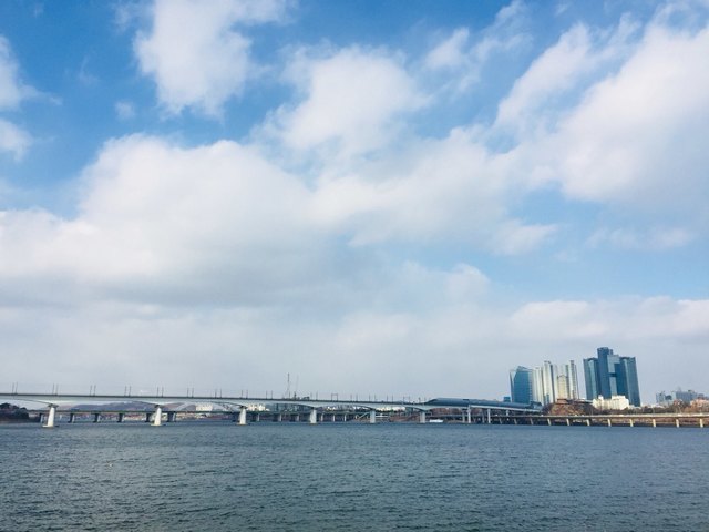 ▲ 여의도한강공원 당산철교 전경. ⓒ서울시 제공